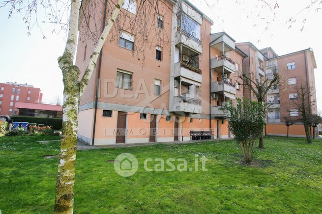 Appartamento in residenziale in Viale della Favorita 13