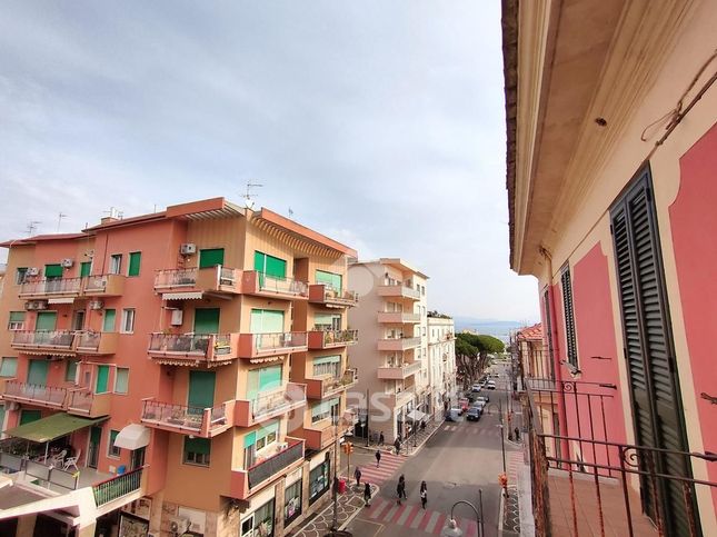 Appartamento in residenziale in Corso Cavour 25