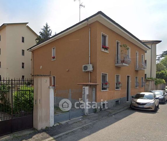 Appartamento in residenziale in Via Rodolfo Morandi 1