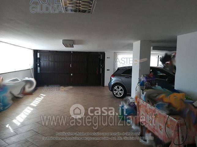 Garage/posto auto in residenziale in 