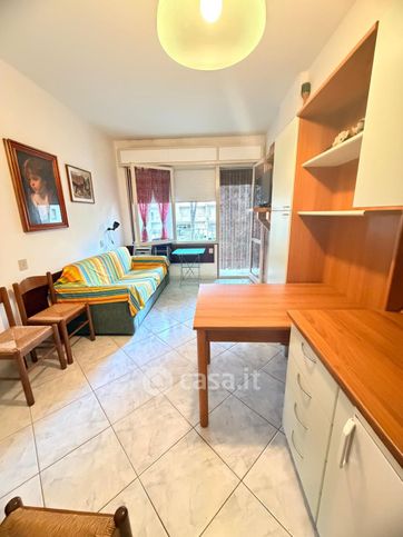Appartamento in residenziale in Viale dei Pini