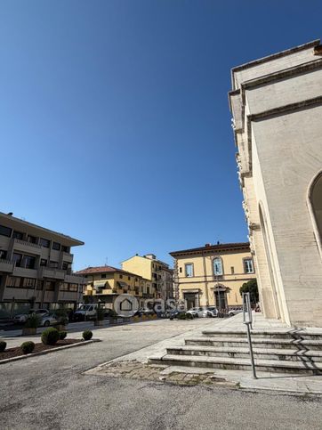 Ufficio in commerciale in 