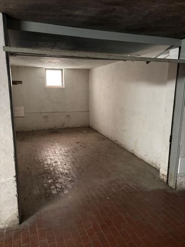 Box/posto auto in residenziale in 