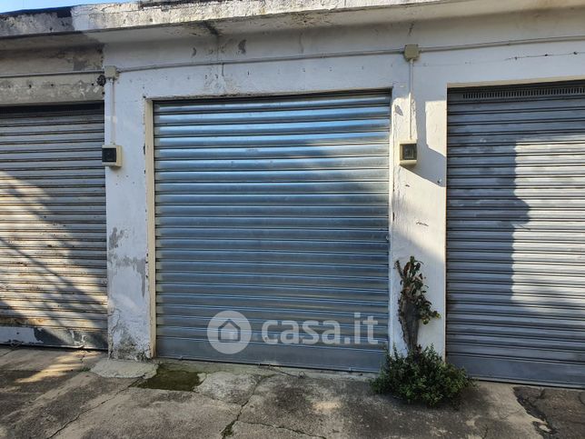 Garage/posto auto in residenziale in San Bernardino 35