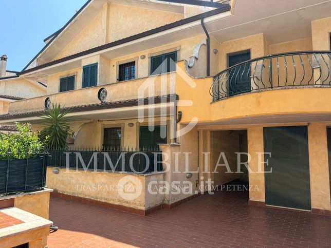 Appartamento in residenziale in Via Paolo VI 3