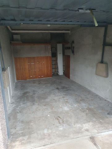 Box/posto auto in residenziale in Via San Michele