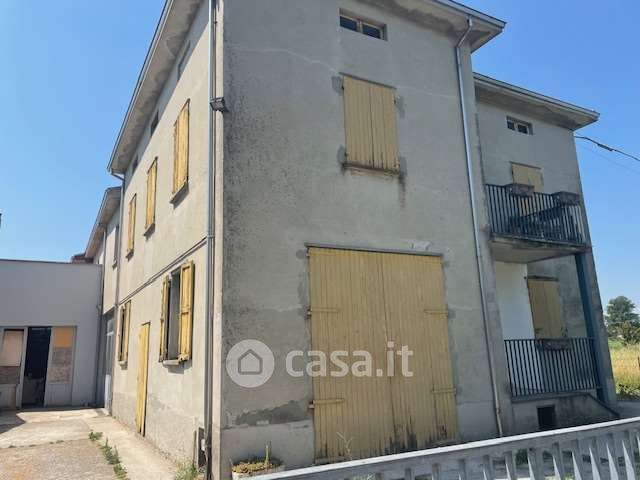 Appartamento in residenziale in Via Ghiare