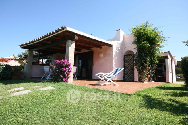 Casa bi/trifamiliare in residenziale in Via Darsena