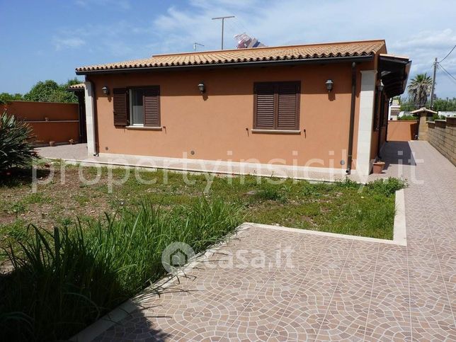 Villa in residenziale in 