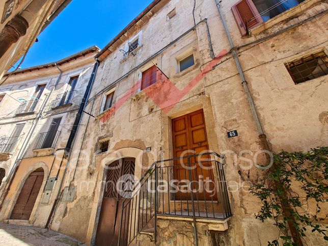 Appartamento in residenziale in Via Giordano Bruno