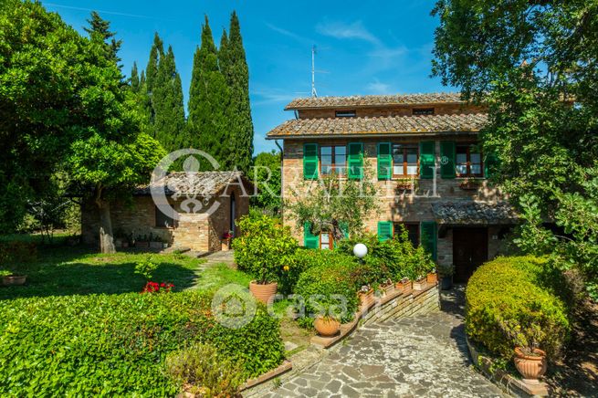 Rustico/casale in residenziale in Via dei Canneti