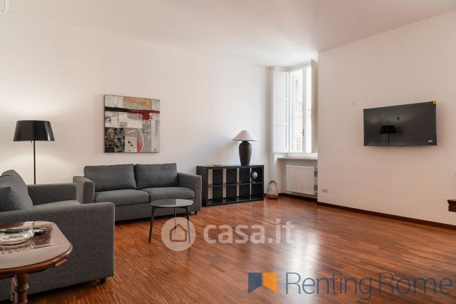 Appartamento in residenziale in Via Frattina 44