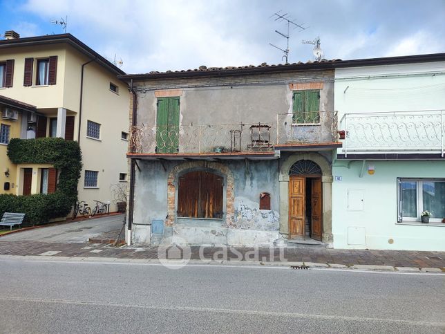 Rustico/casale in residenziale in 