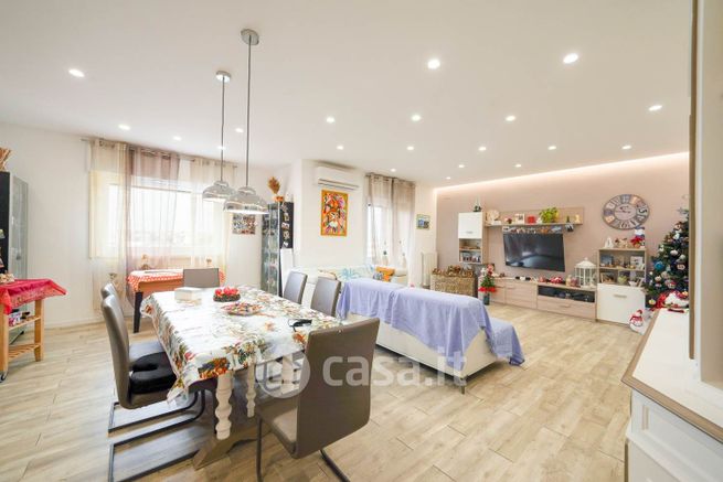 Appartamento in residenziale in Viale Vittorio Veneto 25