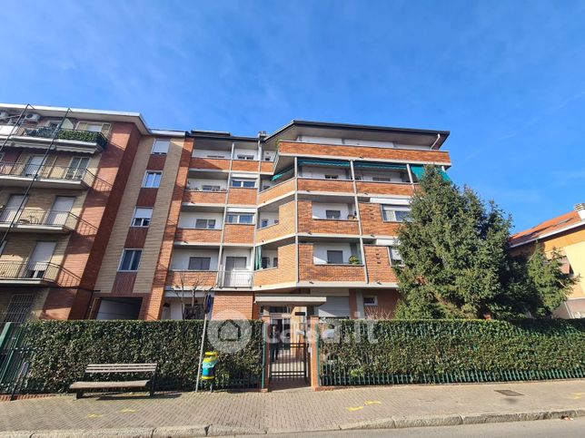 Appartamento in residenziale in Via Giovanni Verga 8