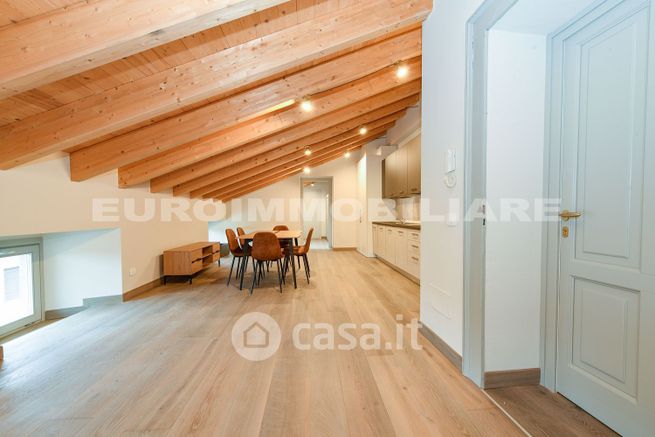 Appartamento in residenziale in Via Giovanni Battista Scalabrini 6