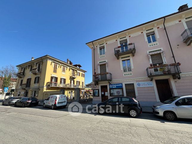 Box/posto auto in residenziale in Piazza Giuseppe Garibaldi 14