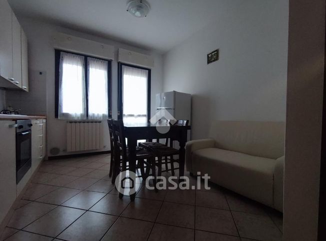 Appartamento in residenziale in Via Donato Bramante 36