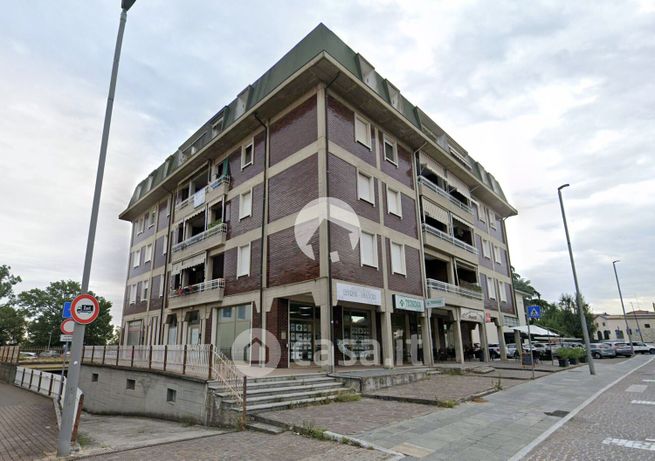 Box/posto auto in residenziale in Piazza Martiri della Libertà