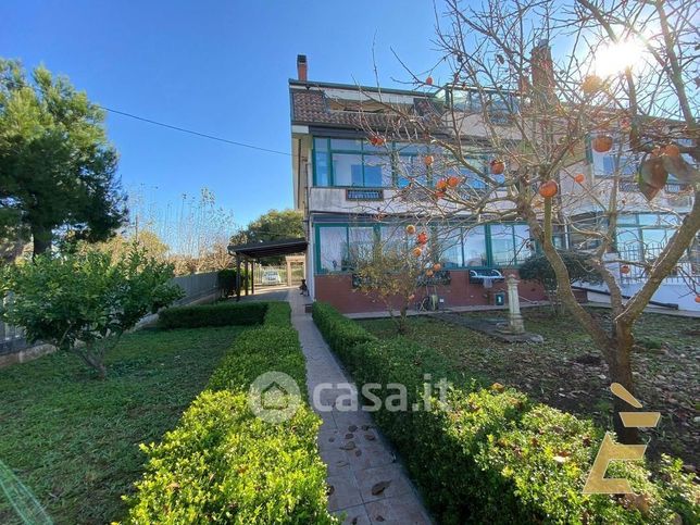 Appartamento in residenziale in Via Giustino Fortunato