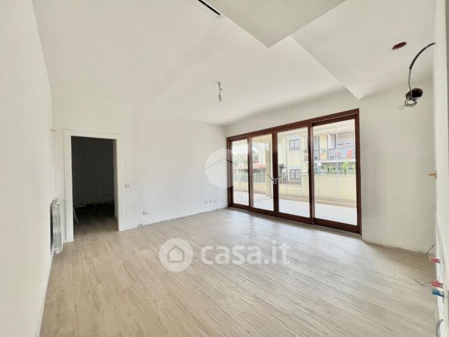 Appartamento in residenziale in Via Siderno 14