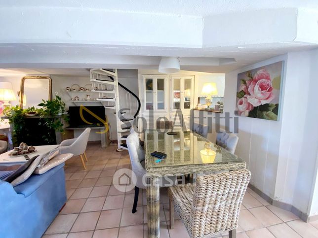 Appartamento in residenziale in Viale Martano