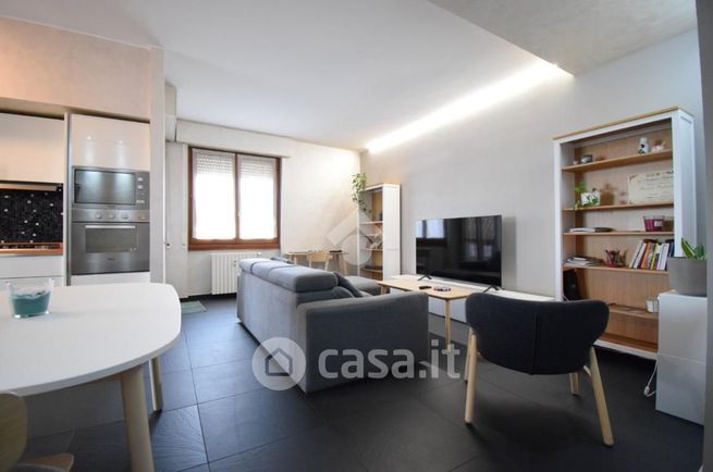 Appartamento in residenziale in Viale Lombardia