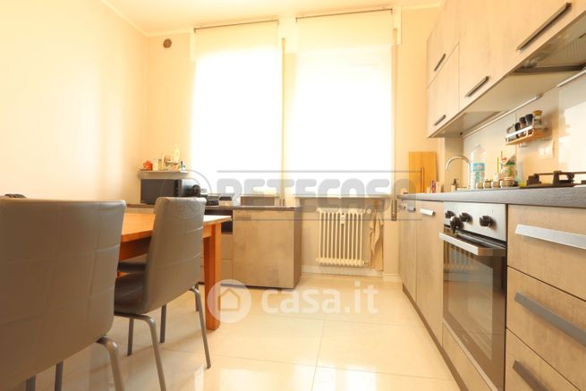 Appartamento in residenziale in Viale Verona