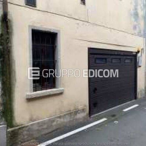 Box/posto auto in residenziale in Via Torino