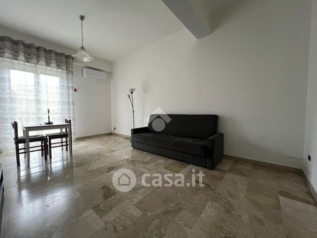 Appartamento in residenziale in Via Antonino Cutroneo 33