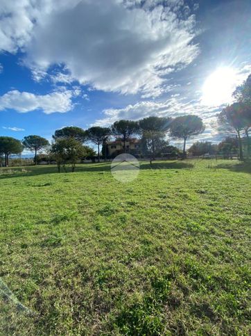 Terreno agricolo in commerciale in Via dell'Acqua Vergine 170