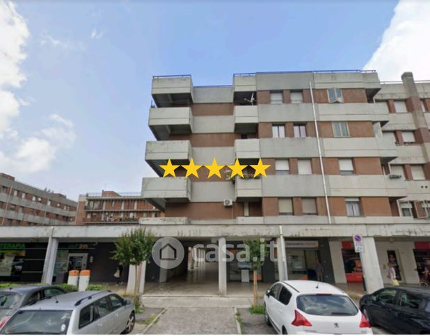 Appartamento in residenziale in Viale Viareggio