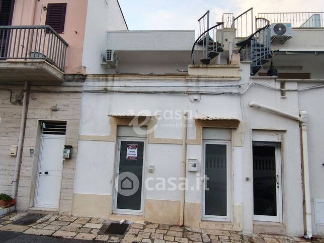 Casa indipendente in residenziale in 
