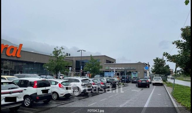 Ufficio in commerciale in Via Statale 87