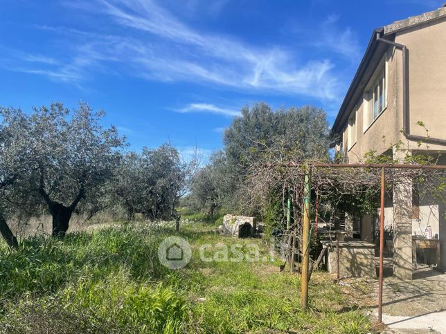 Casa indipendente in residenziale in Strada di Montoro