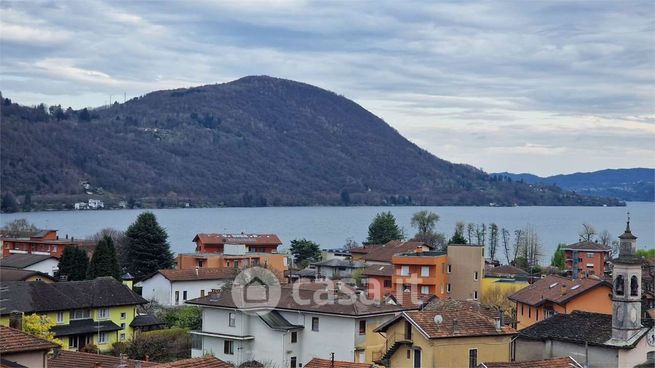 Appartamento in residenziale in Via Curotti