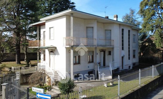 Appartamento in residenziale in Via M. D'Azeglio 2