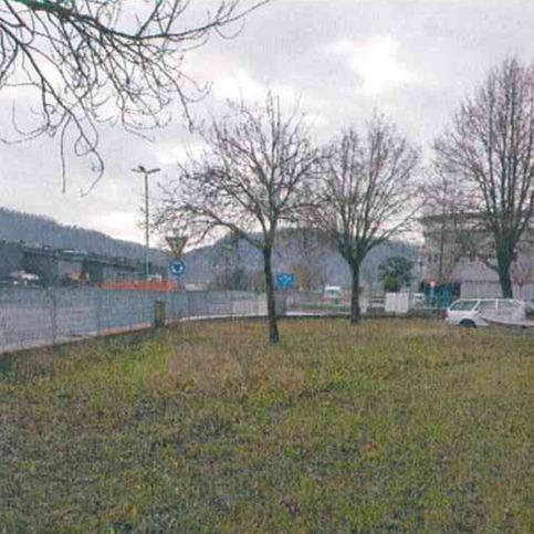 Terreno agricolo in commerciale in Via Enrico Mattei