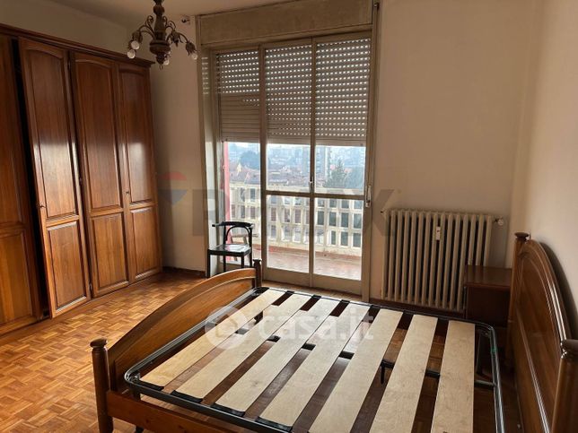 Appartamento in residenziale in Via Calabria 4