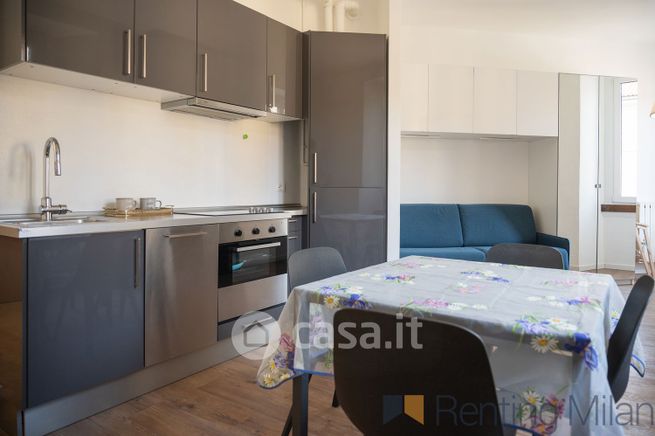 Appartamento in residenziale in Via Vigevano 13