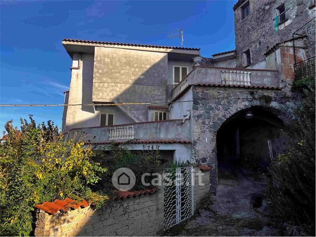 Villetta a schiera in residenziale in Via Chiesa 34