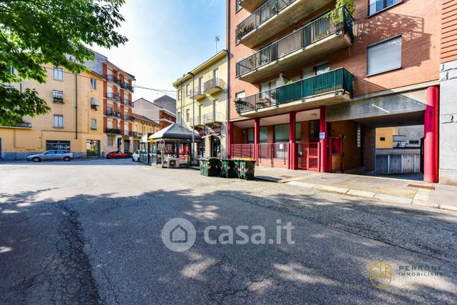 Garage/posto auto in residenziale in Piazza Enrico Toti 10