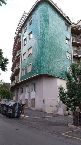 Appartamento in residenziale in Via del Giuba 19