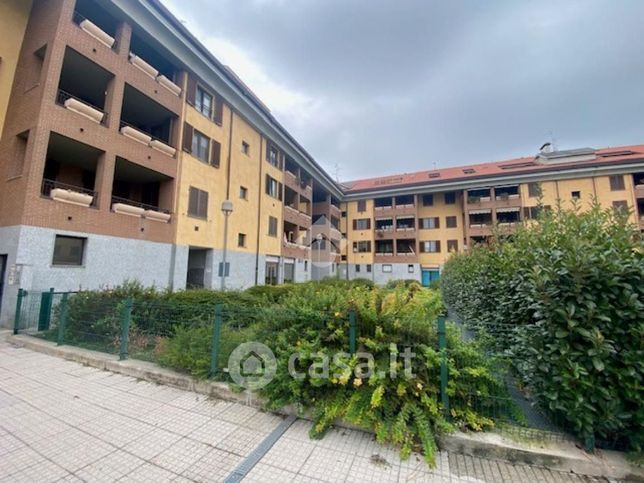 Appartamento in residenziale in Via Statuto 1