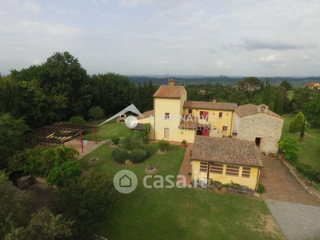 Villa in residenziale in Via Comunale di Terricciola