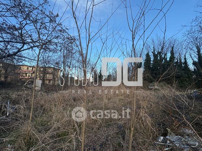 Terreno agricolo in commerciale in Via Vignazzola