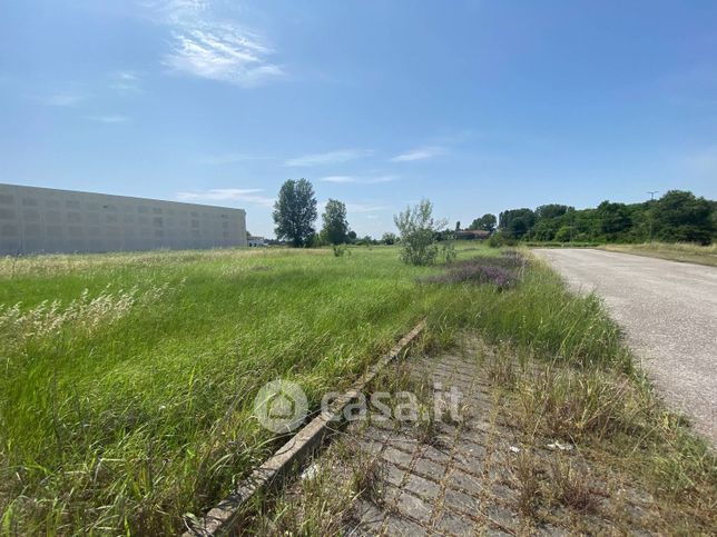 Terreno edificabile in residenziale in Via Germania