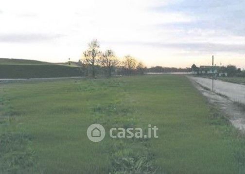 Terreno edificabile in residenziale in Via Torino