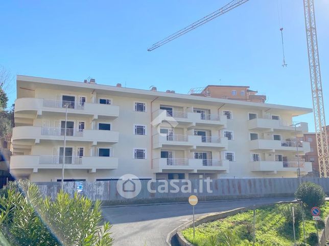 Appartamento in residenziale in Via di Ponente 13