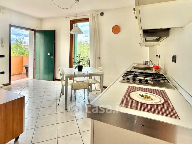Appartamento in residenziale in Via Guizze 9